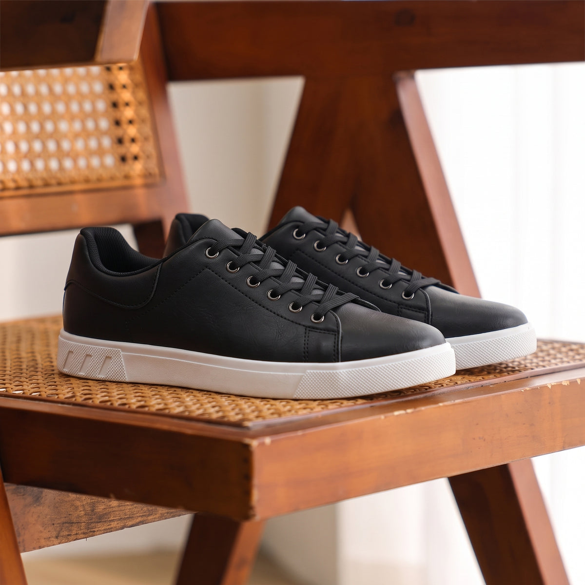 Aurevo™ - Heritage Leather Lifestyle Sneakers